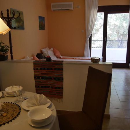 Helios-Rhodos-Apartments Koskinou  المظهر الخارجي الصورة